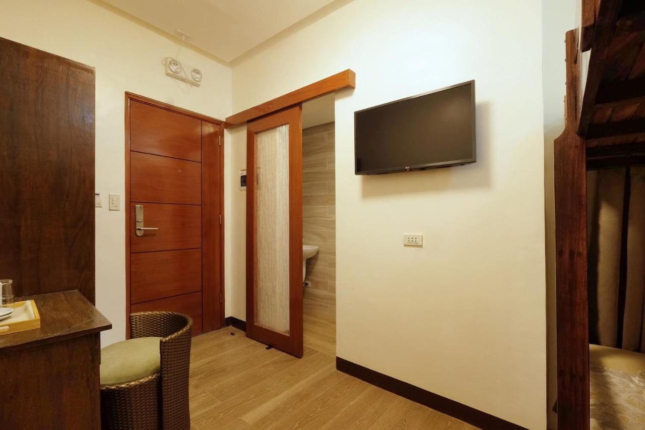Jai-Cob'S Suites Coron Exterior foto